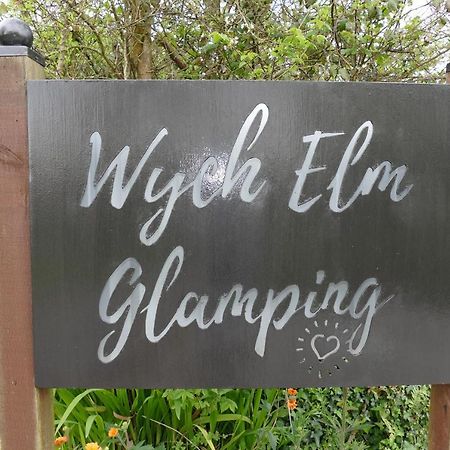 Dinky'S Den Lägenhet Coverack Exteriör bild